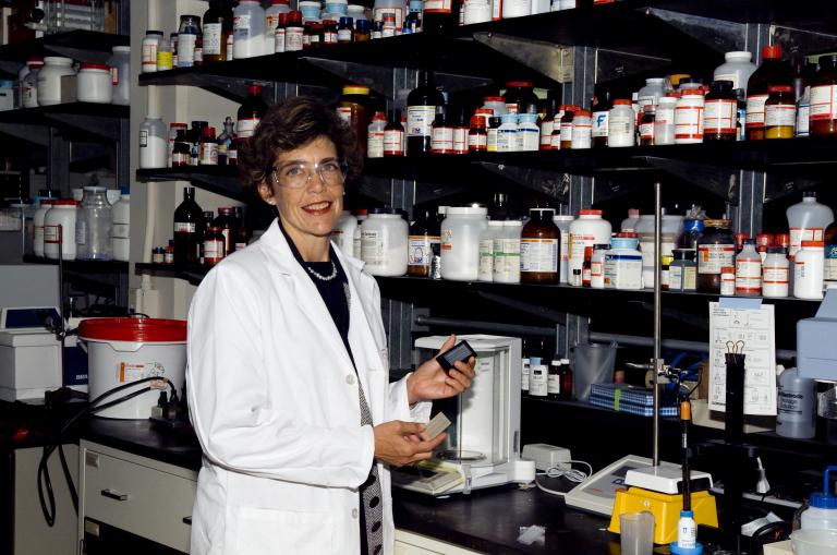 Frances Ligler — Frances Ligler working in the laboratory