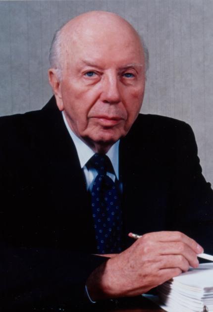 Wallace Coulter headshot