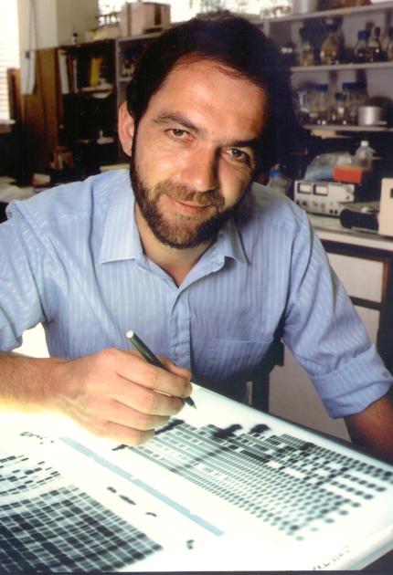 Alec Jeffreys Headshot