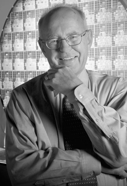 Gordon Moore headshot