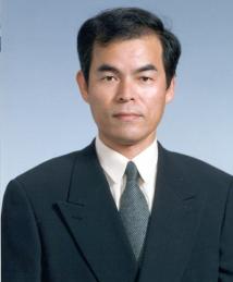 A younger Shuji Nakamura portrait