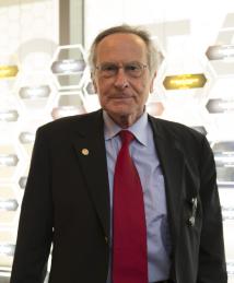 Ioannis V. Yannas at the National Inventors Hall of Fame Illumination Ceremony