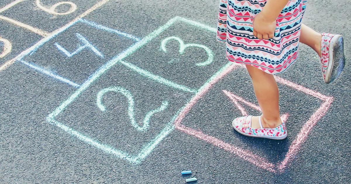 4 STEM Ideas for Retro Summer Fun | National Inventors Hall of Fame®